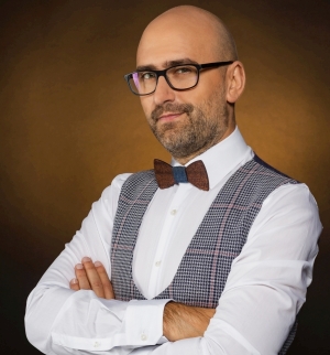 Events host Arturas Pirozkovas